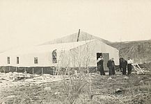 Deportee barrack in the Kolyma region, 1957. Kaunas 9th Fort Museum, Lizenz: CC BY 4.0, Wikimedia Commons