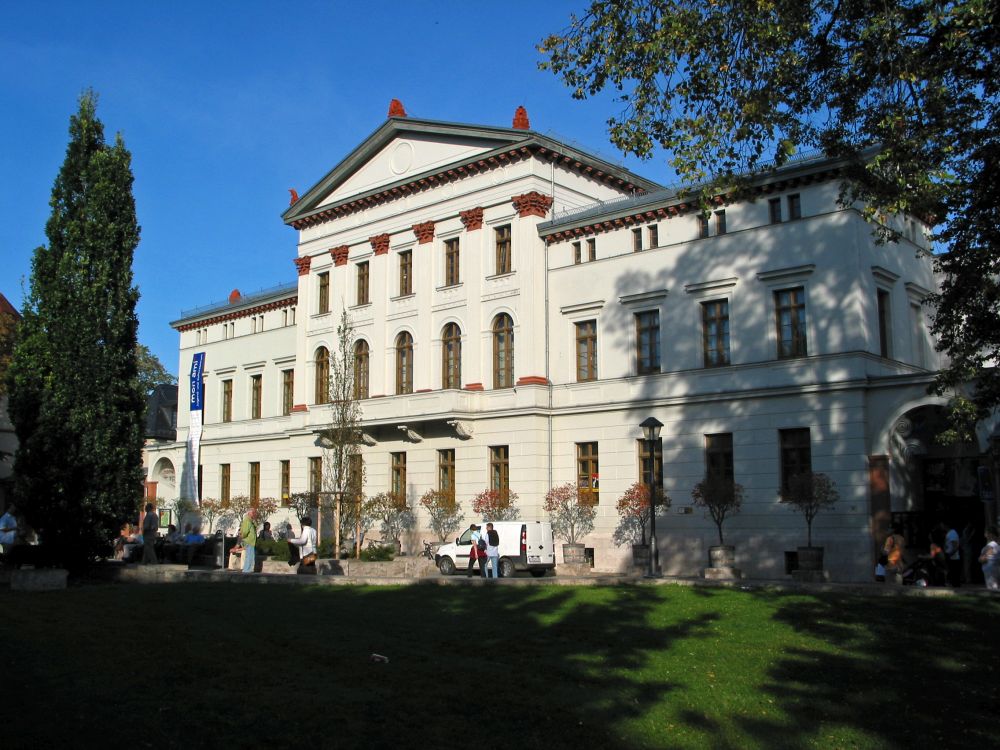 Jugend- und Kulturzentrum "mon ami" im Haus der Erholung in Weimar, Urheber: R.Möhler, Lizenz: CC-BY-SA 3.0