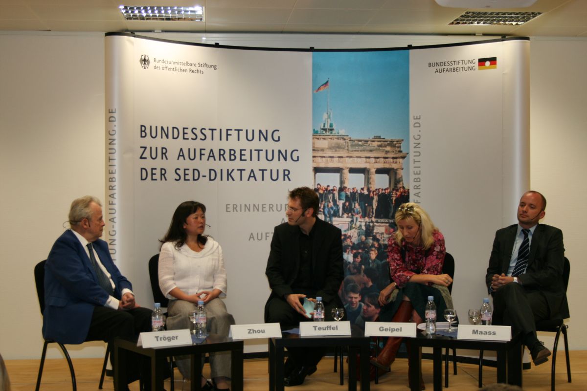 Podiumsdiskussion: »Peking 2008: Fröhliche Spiele ohne Menschenrechte?« © Bundesstiftung zur Aufarbeitung der SED-Diktatur 