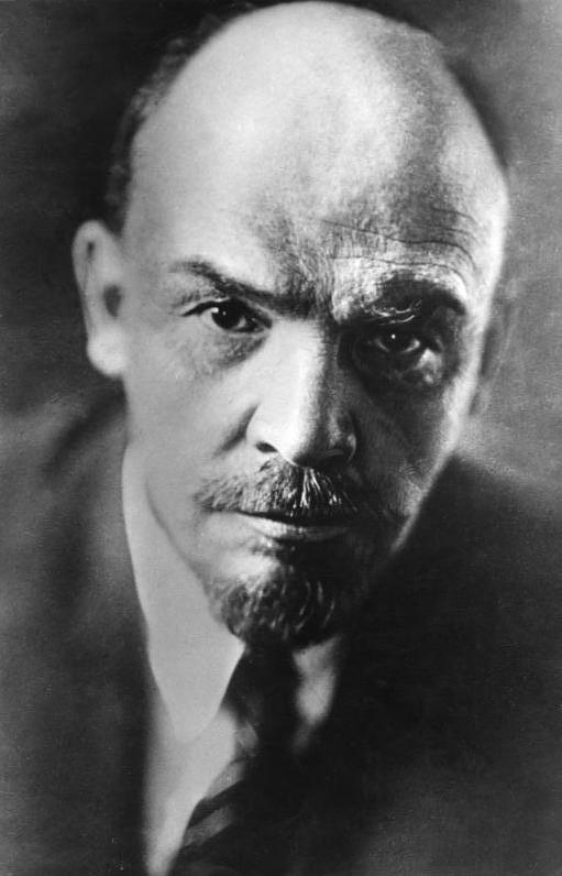 Wladimir Iljitsch Lenin (1920). Bundesarchiv, Bild 183-71043-0003 / Pavel Semyonovich Zhukov, public domain